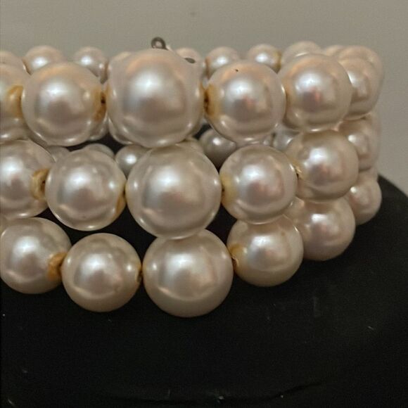 4” x 1.5” 3-row lustrous white simulated pearl angled cuff bracelet - Picture 6 of 10